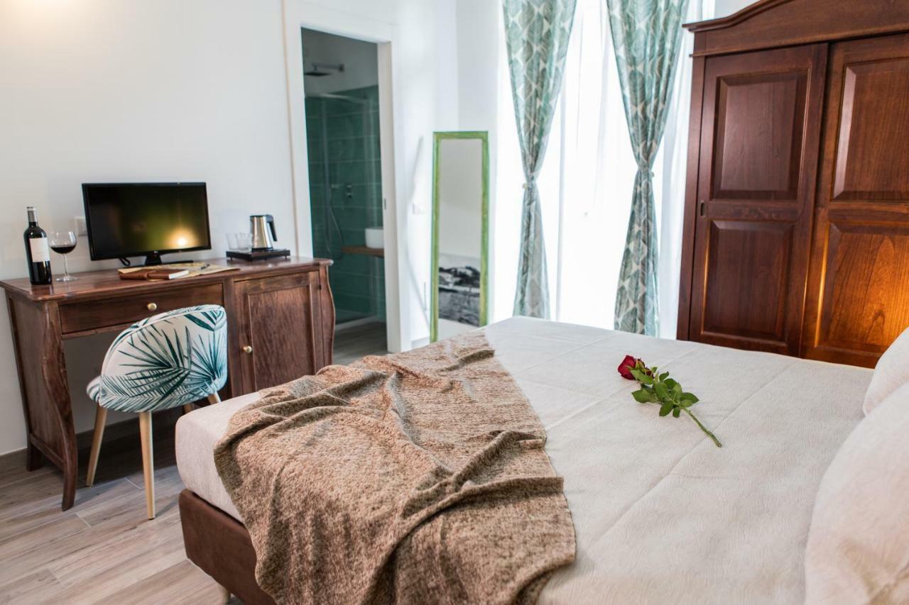 Demithos Rooms La Spezia Exterior foto